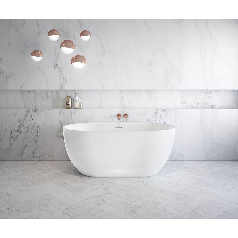 Maax - Tosca 5932 Acrylic Freestanding Center Drain Bathtub in White with White Skirt - White
