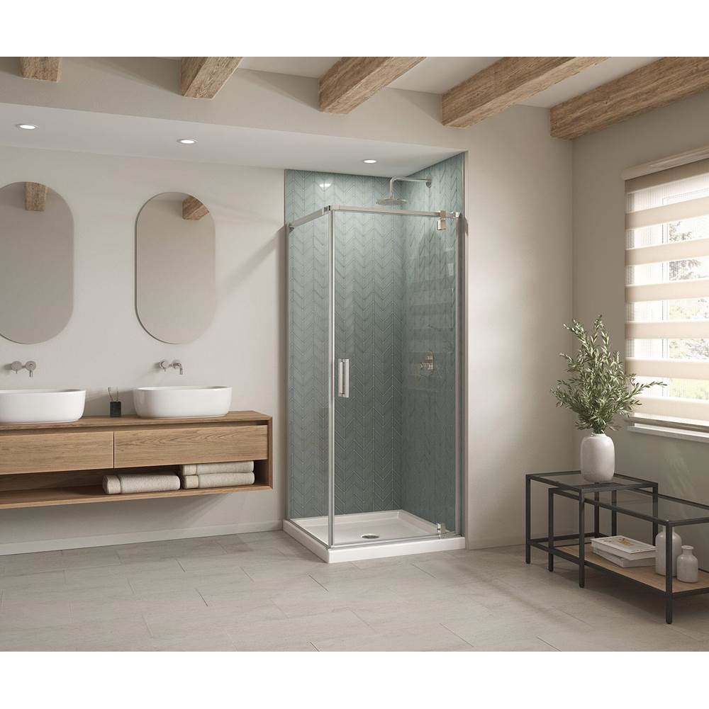Maax - B3Round 3636 Acrylic Corner Left or Right Shower Base in White with Center Drain - White