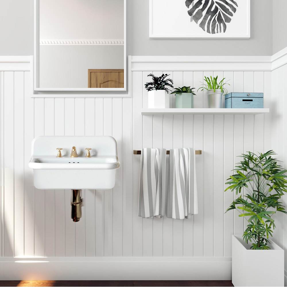 Fireclay 30'S Style Sink In White With A Black Bottom