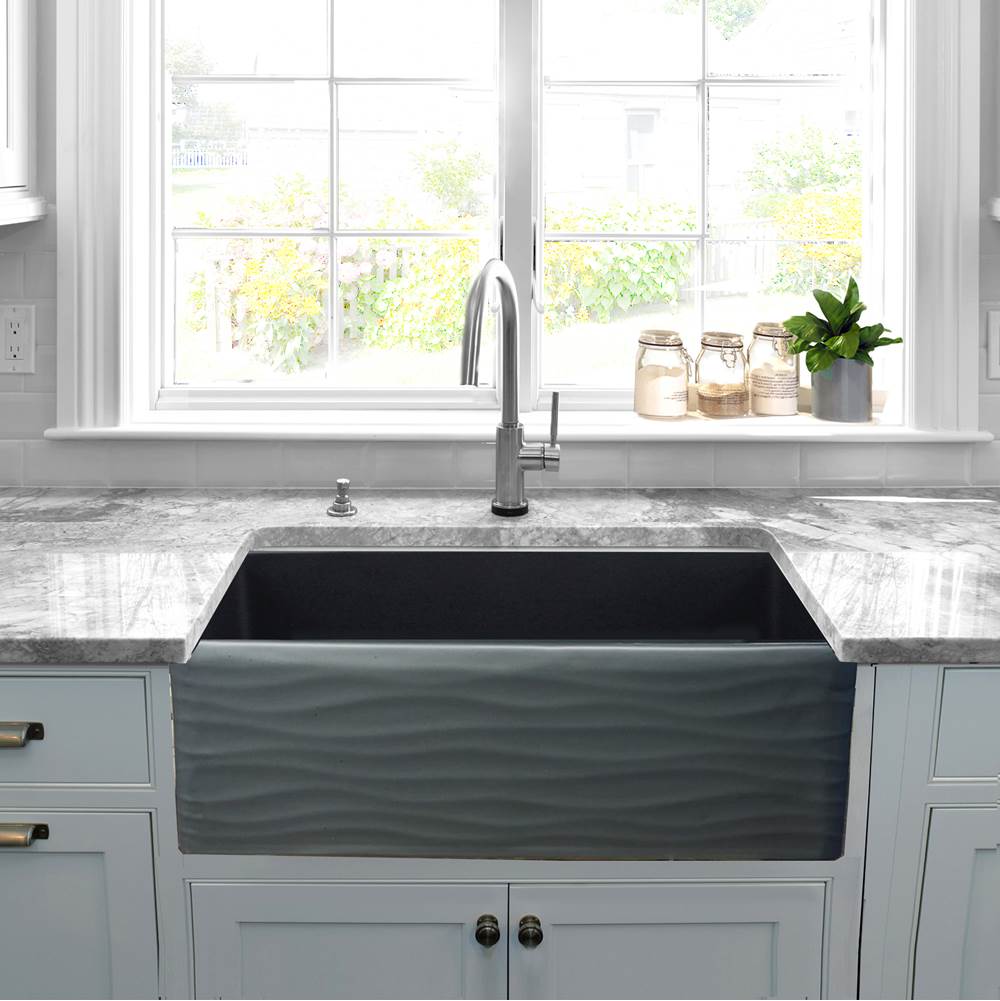 33 Inch Matte Black Farmhouse Fireclay Sink with Waves Apron