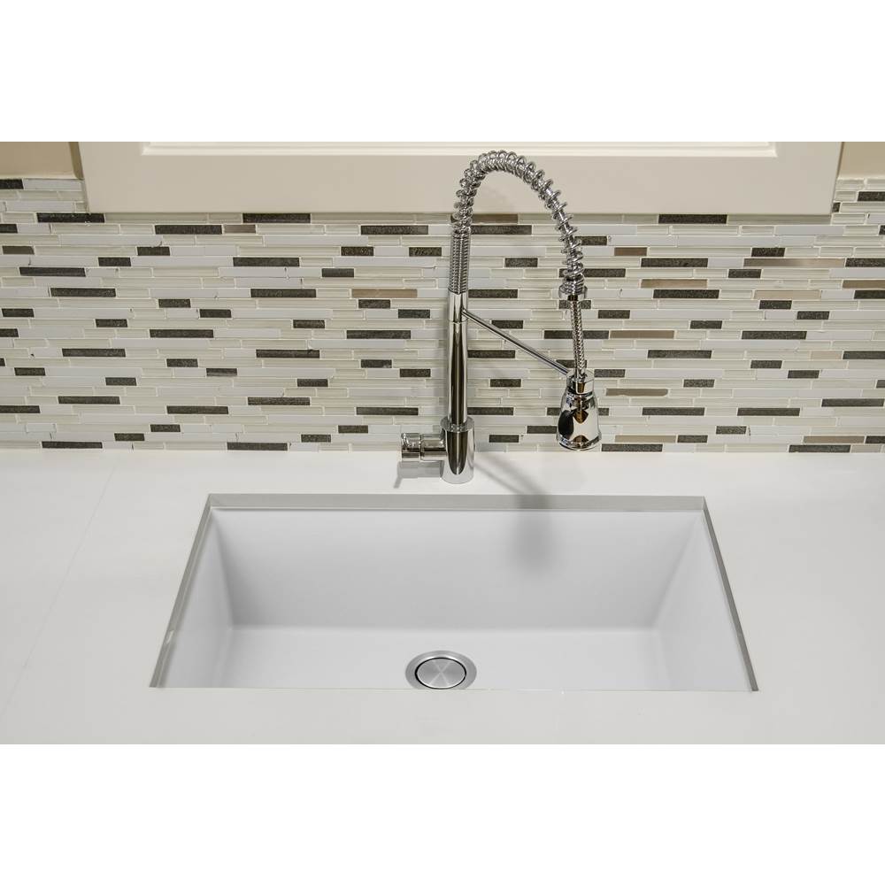 33-inch Undermount Granite Composite Sink in Black