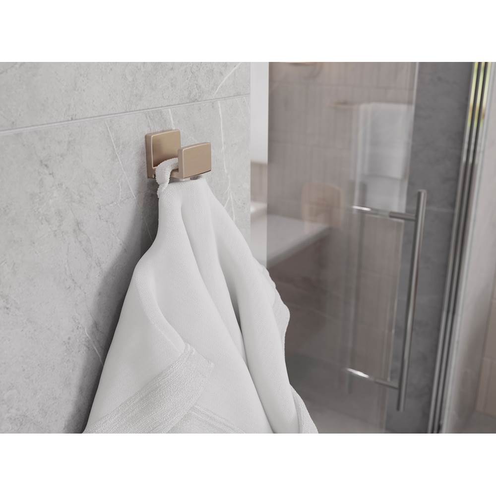 Deckard Robe Hook in Matte Black
