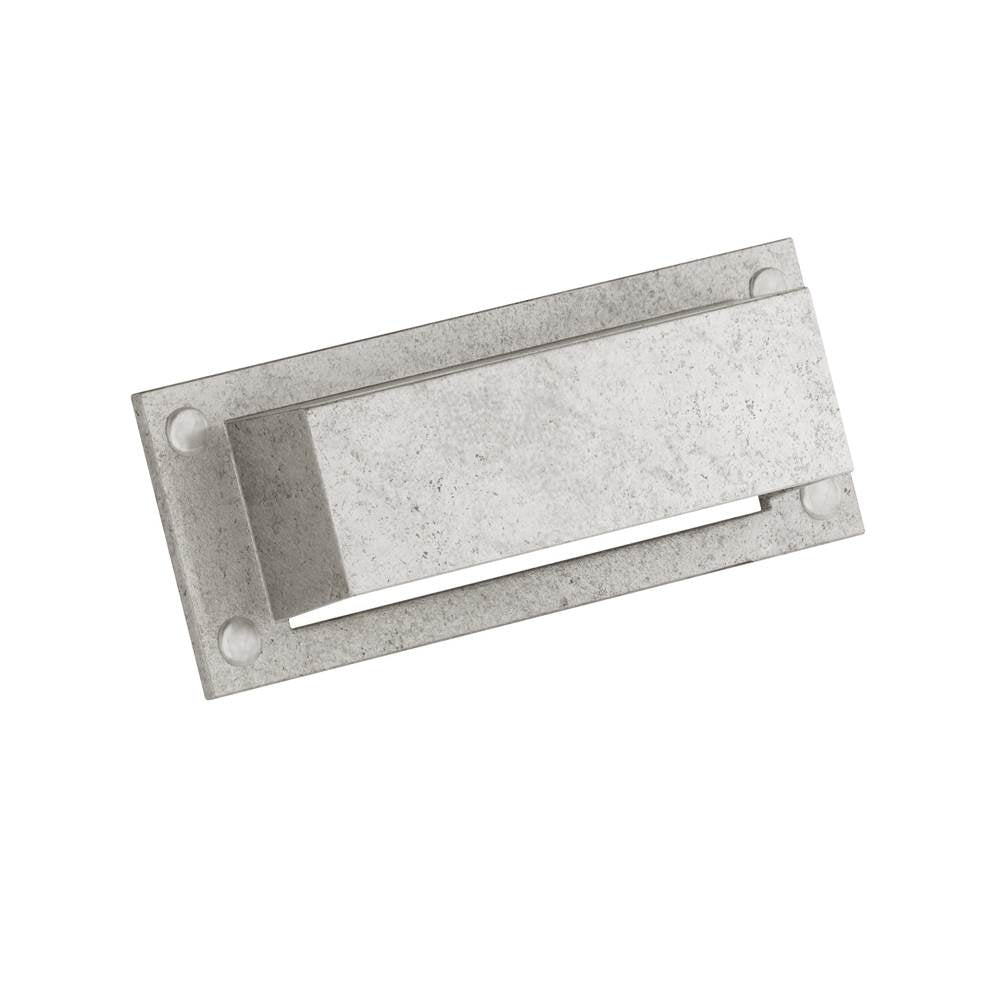 Richelieu America - Traditional Forged Iron Pull - 6583 - Newcastle Antique Polished Nickel