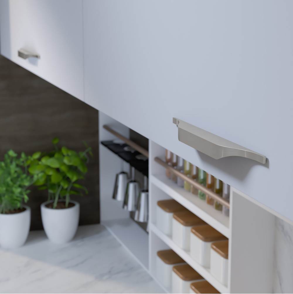 Contemporary Metal Pull - 7987