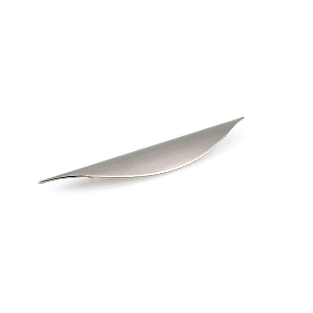 Richelieu America - Contemporary Metal Pull - 808 - Brushed Nickel