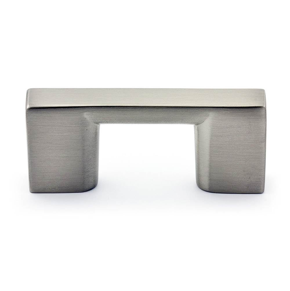 Richelieu America - Contemporary Metal Pull - 8160 - Brushed Nickel