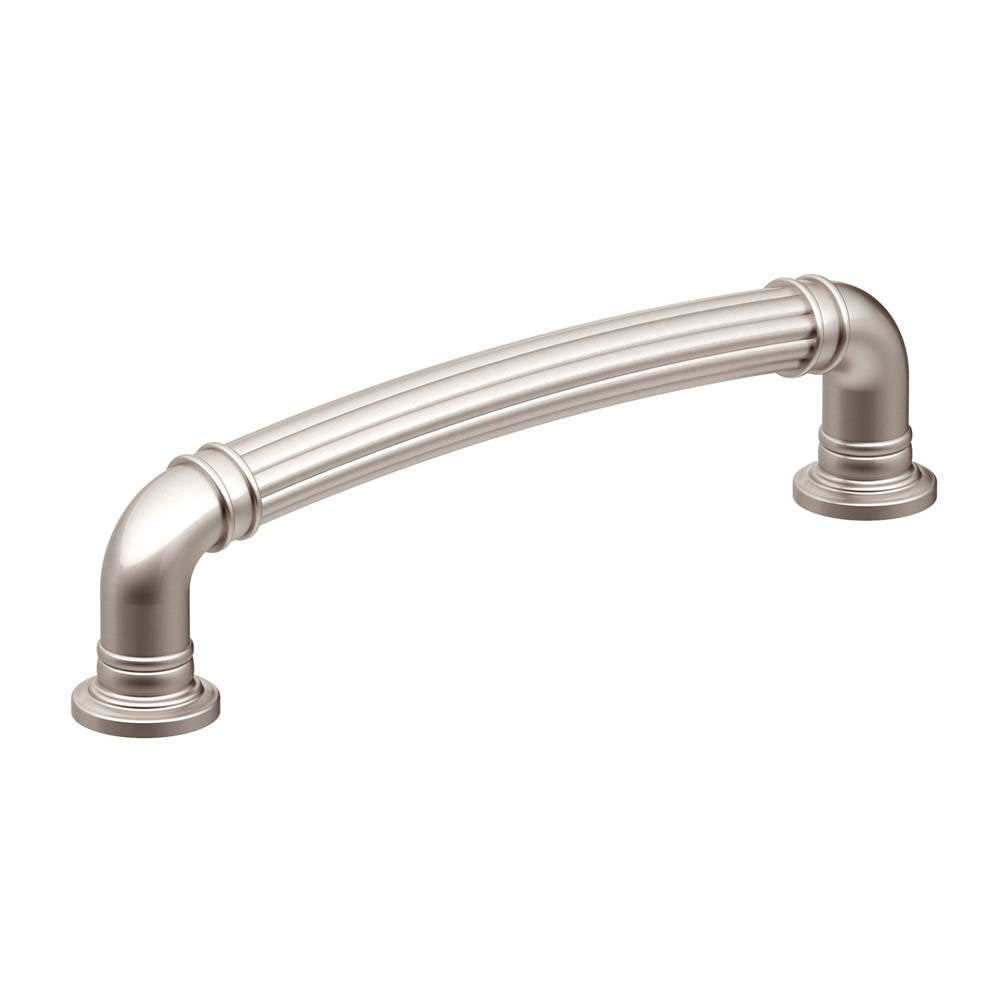 Richelieu America - Traditional Metal Pull - 8818 - Brushed Nickel