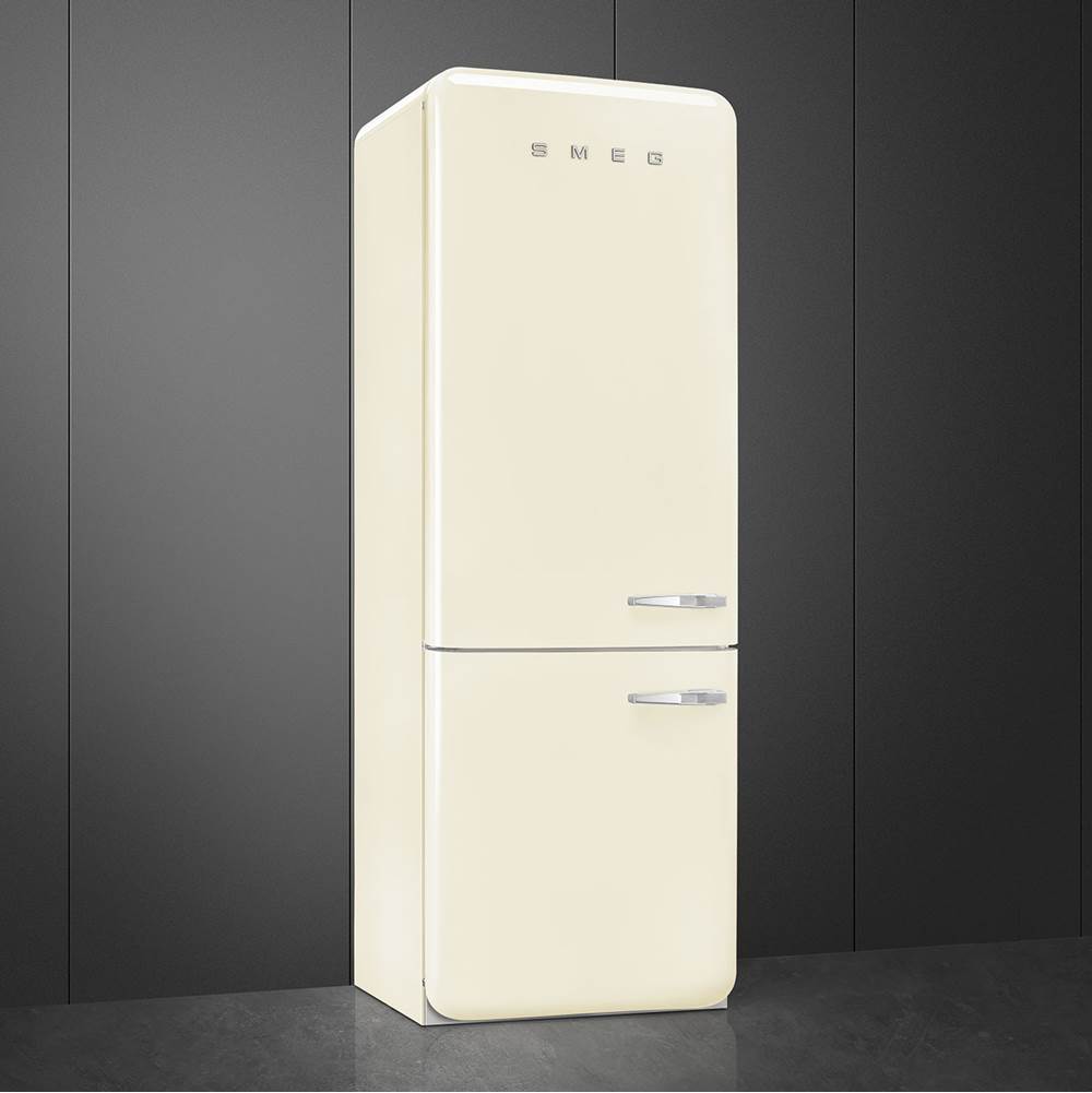 FAB38 Retro 70cm Refrig w/ Bottom Freezer. 18 cu ft. Black. Left Hinge