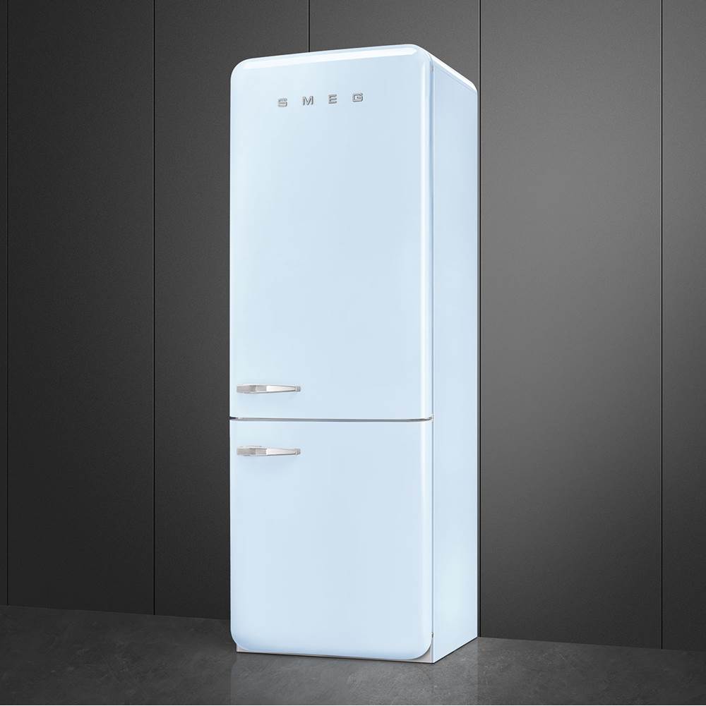 FAB38 Retro 70cm Refrig w/ Bottom Freezer. 18 cu ft. Black. Right Hinge