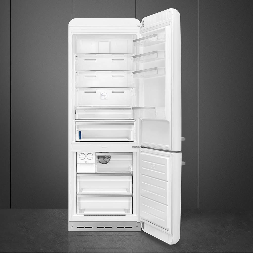 FAB38 Retro 70cm Refrig w/ Bottom Freezer. 18 cu ft. Black. Right Hinge