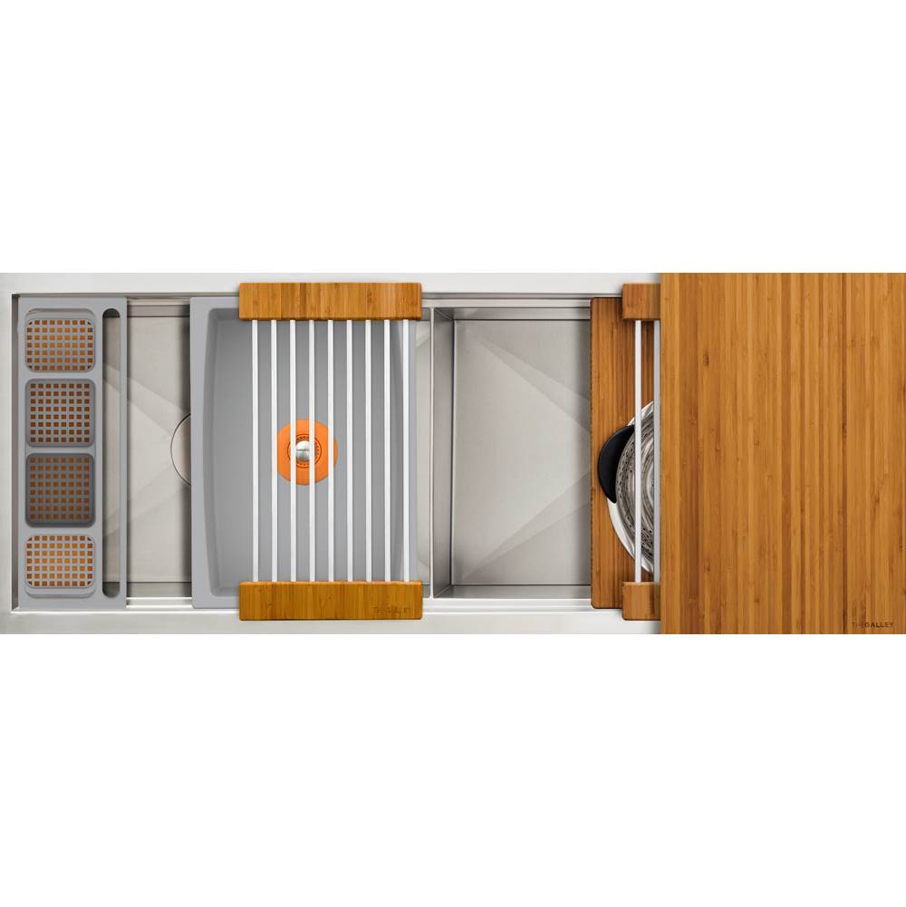 The Galley - Ideal Work&WashStationE 4D with Five Tool Culinary Kit and Four Tool Wash Kit in Natural Golden Bamboo / Exclusive Gray Resin+ - Natural Golden Bamboo