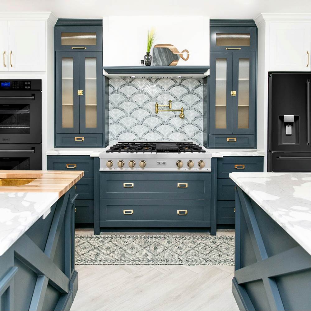 Autograph Edition 48'' Porcelain Rangetop with 7 Gas Burners in DuraSnow Stainless Steel and Champagne Bronze Accents