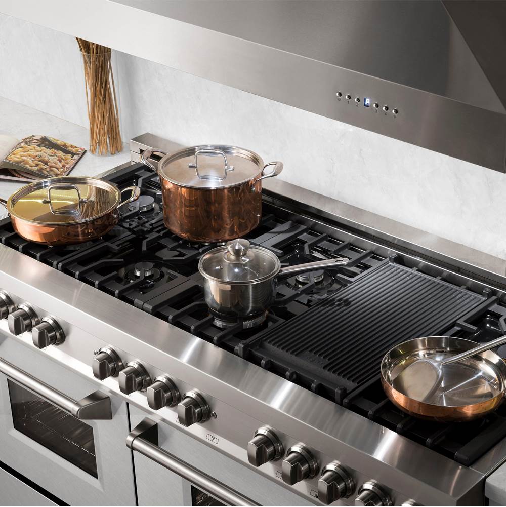 60'' 7.4 cu.' Dual Fuel Range with Gas Stove and Electric Oven in Stainless Steel and Black Matte Door