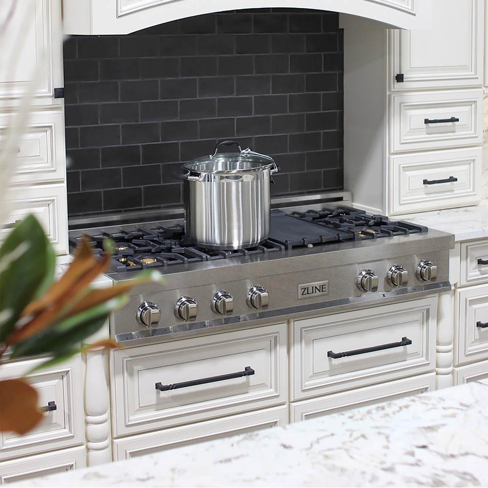 48'' Porcelain Gas Stovetop in DuraSnow Stainless Steel with 7 Gas Brass Burners and Griddle