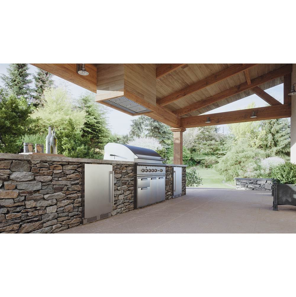 Presrv Bev Outdoor Cooler, 24in UC, SS, Lock, 1Z
