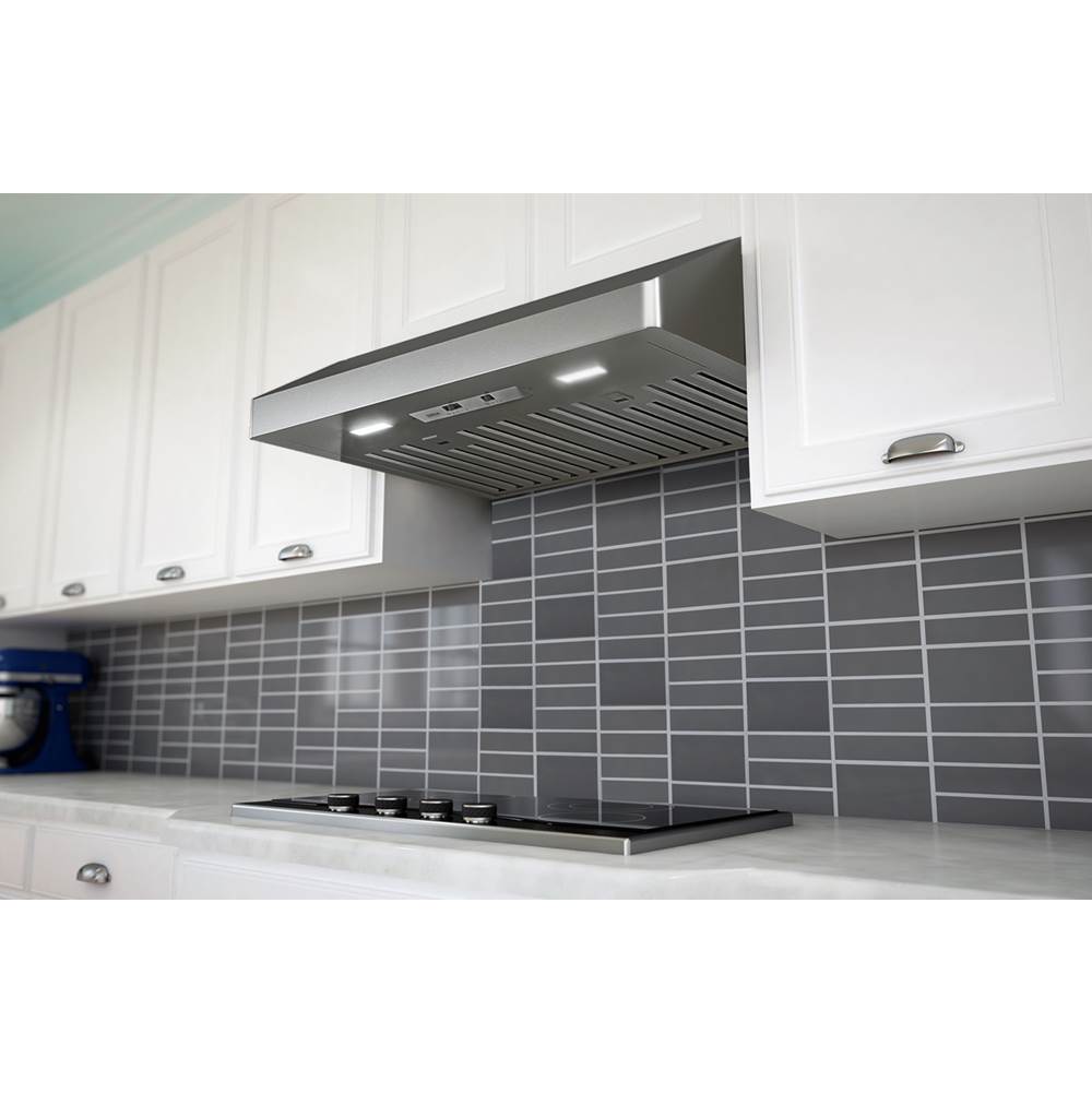Gust, UC, 36in, SS, Baffles, LED, 290