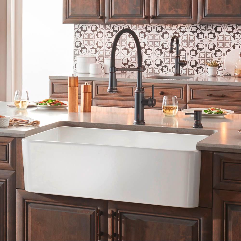 Cerana 33'' Fireclay Single Bowl Apron-Front Farmhouse Sink - White