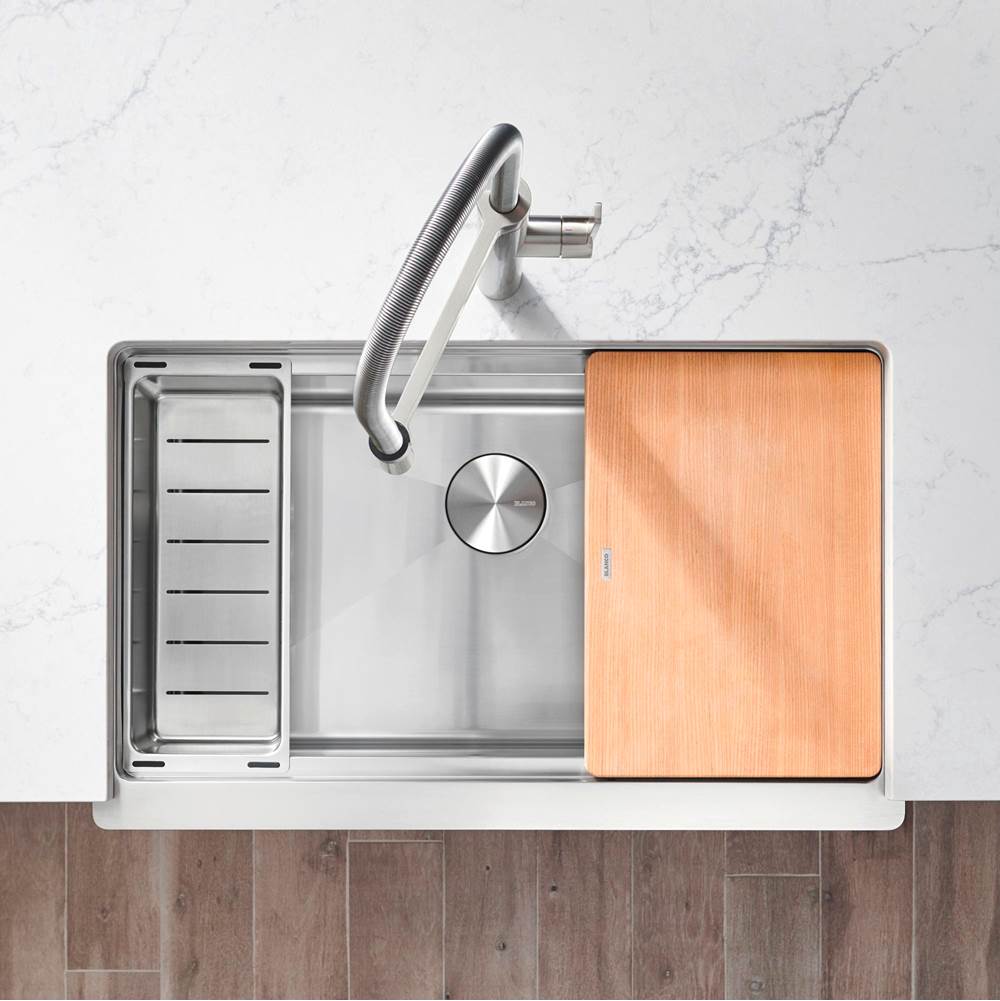 Quatrus R15 Ergon 33'' Single Bowl Apron-Front Stainless Steel Farmhouse Sink