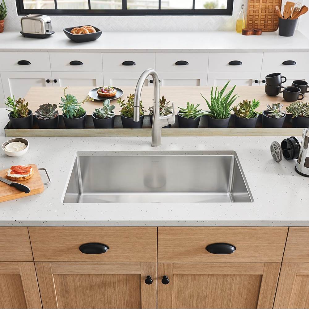 Cuvee R15 32'' Single Bowl Undermount Stainless Steel Kitchen Sink