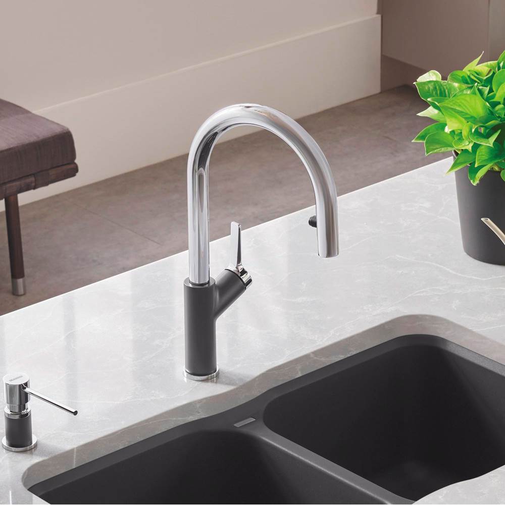 Urbena Pull-Down Dual-Spray Kitchen Faucet - Chrome
