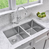 Quatrus R15 32'' 50/50 Double Bowl Undermount Stainless Steel Kitchen Sink