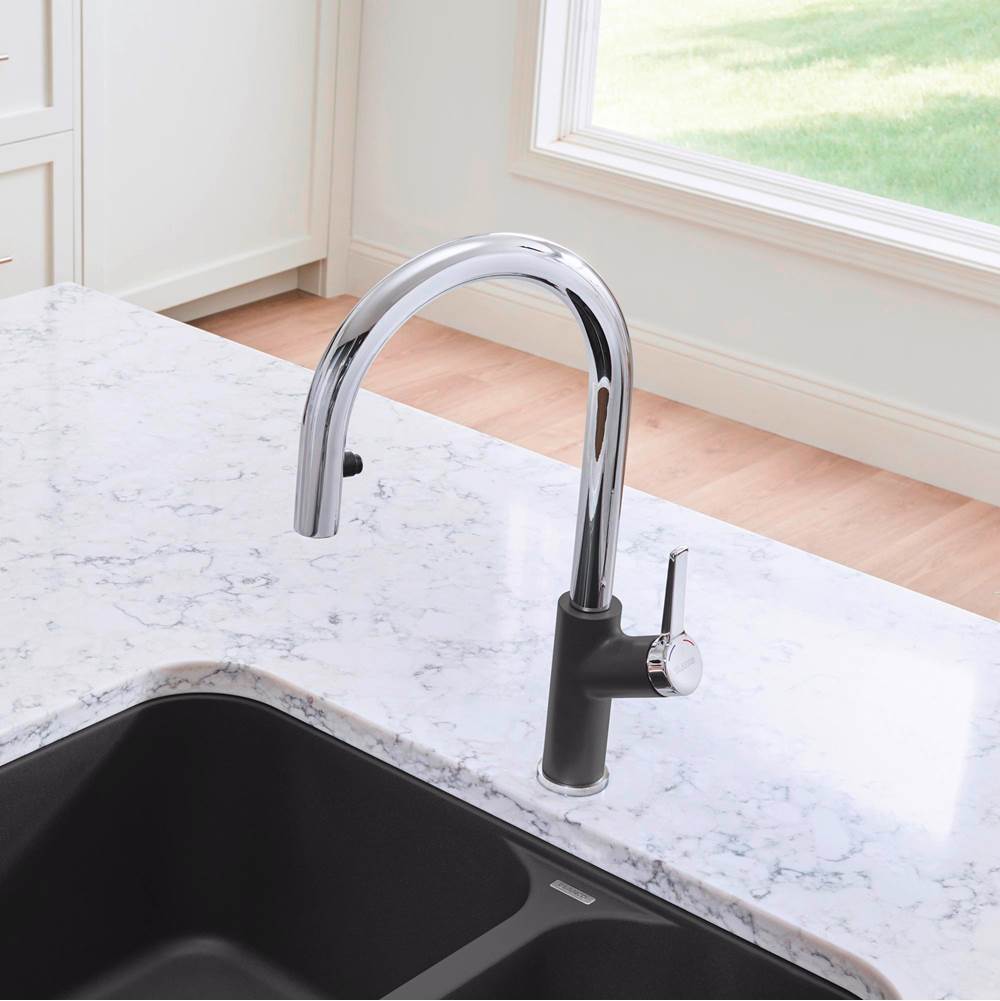 Urbena Pull-Down Dual-Spray Kitchen Faucet - Chrome