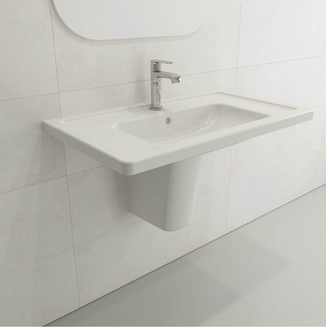 BOCCHI - Taormina Trap Cover Fireclay 27.25 in. in White - White