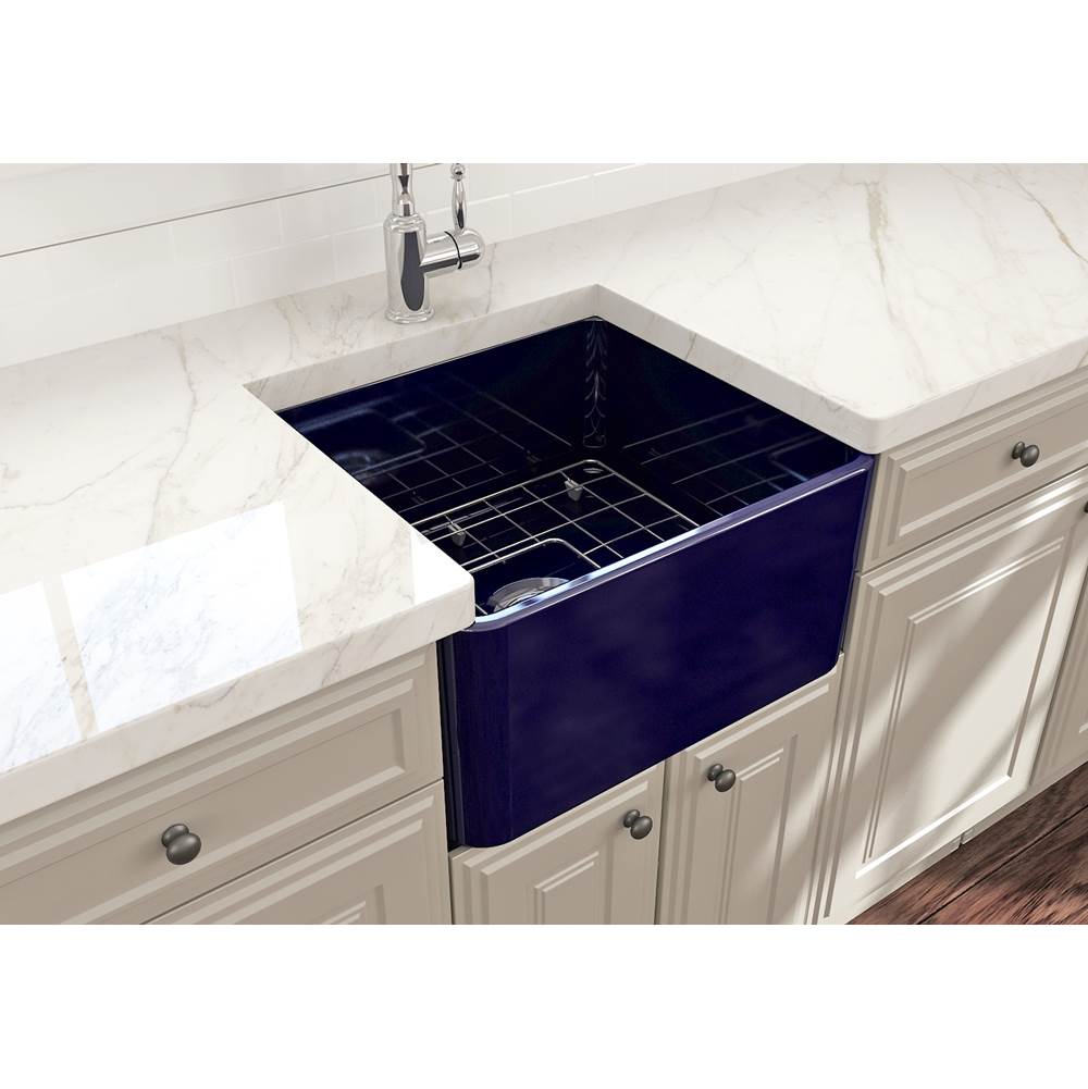 Classico Farmhouse Apron Front Fireclay 20 in. Single Bowl Kitchen Sink with Protective Bottom Grid and Strainer in White