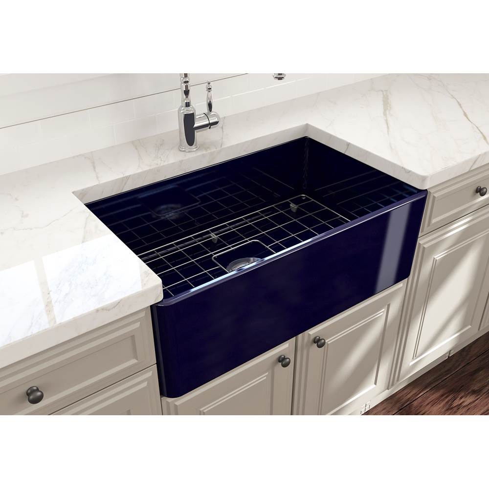 Classico Farmhouse Apron Front Fireclay 30 in. Single Bowl Kitchen Sink with Protective Bottom Grid and Strainer in White