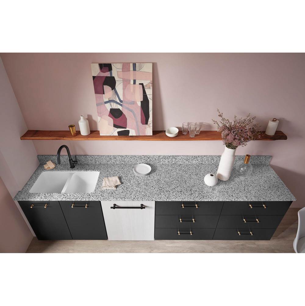 Solna Single Handle Pull-Down Kitchen Faucet
