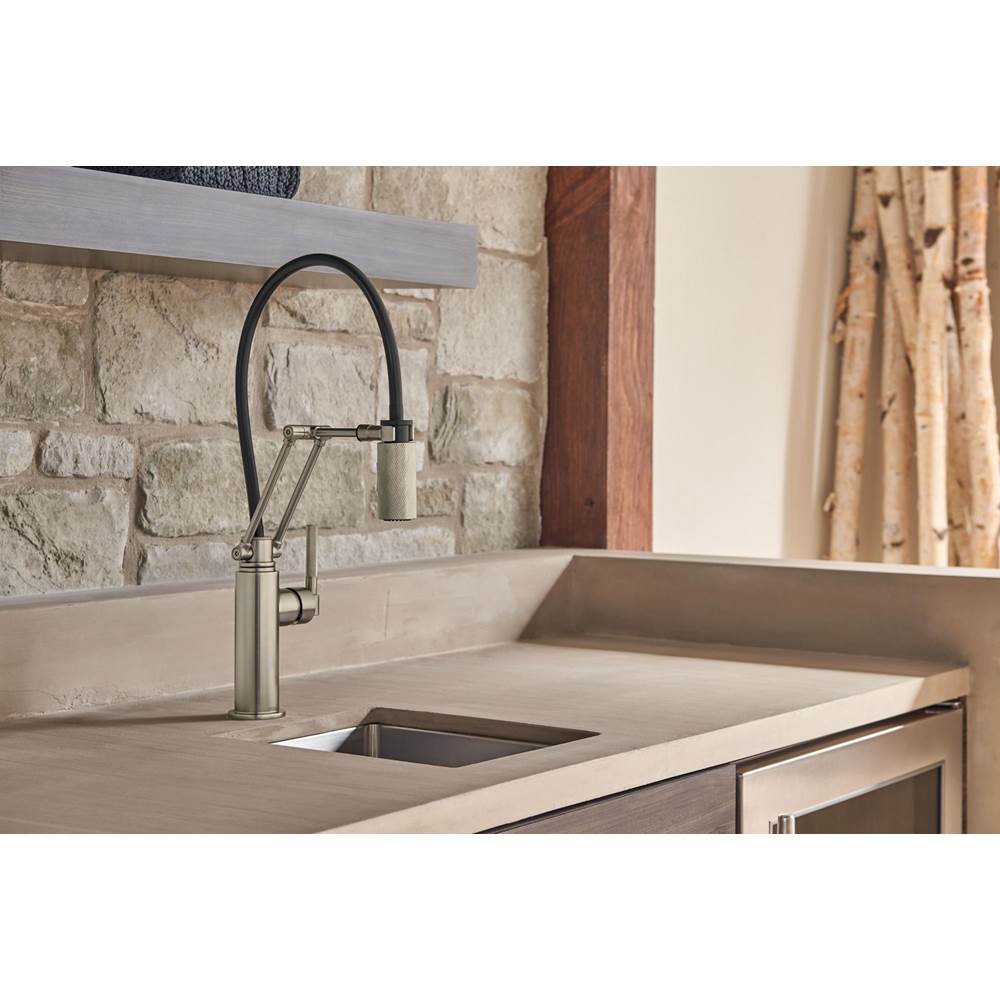 Litze Articulating Faucet with Knurled Handle