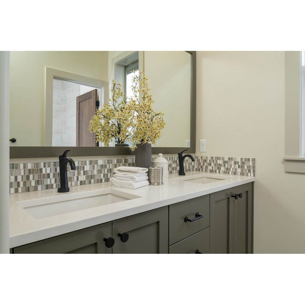 Odin 18'' Towel Bar
