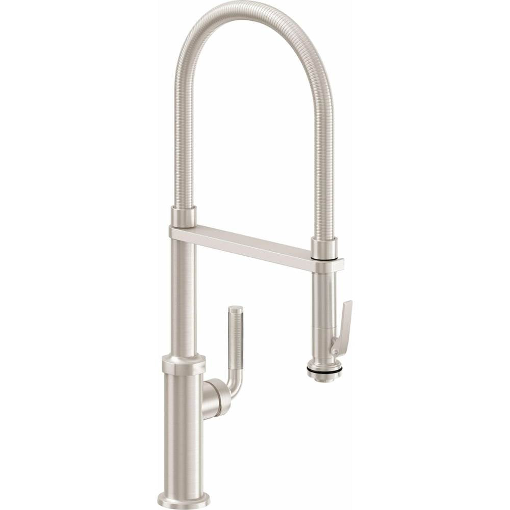 California Faucets - Culinary Pull-Out Kitchen Faucet with Squeeze Sprayer - Gloss White