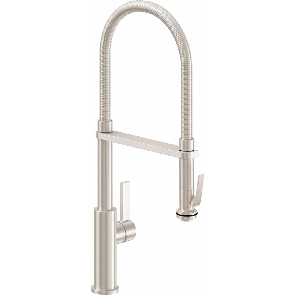 California Faucets - Culinary Pull-Out Kitchen Faucet with Squeeze Sprayer - Gloss White