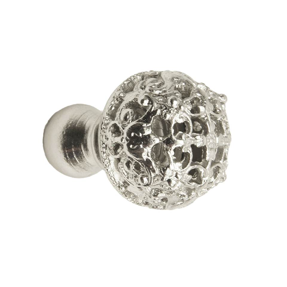 Juliane Grace Medium Knob Full Round