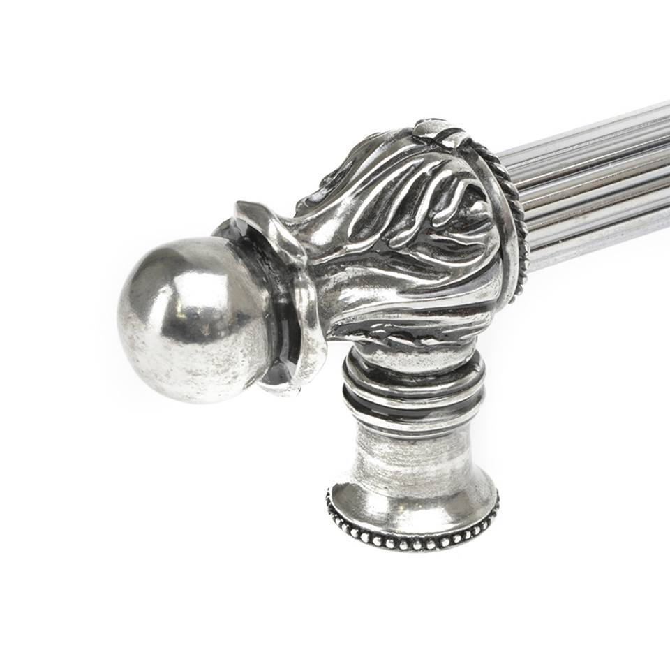 Acanthus 12'' O.C. {Approx.} w/ 5/8'' Reeded Center Long Pull Romanesque Style w/ Center Brace