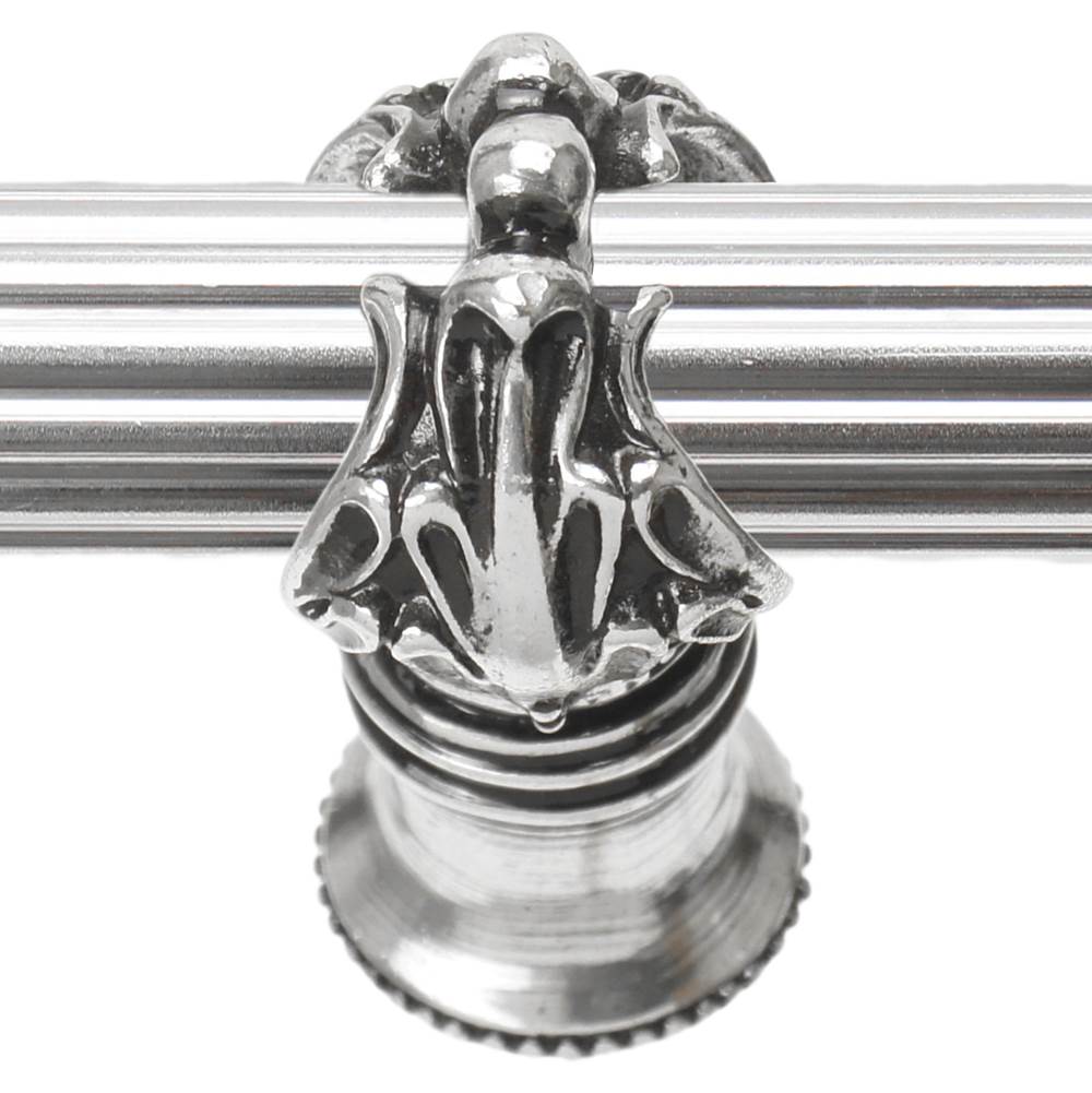 Acanthus 18'' O.C. {Approx.} w/ 5/8'' Reeded Center Long Pull Romanesque Style w/ Center Brace