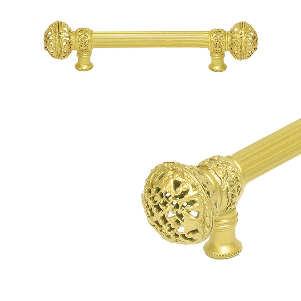Carpe Diem Hardware - Juliane Grace 6'' O.C. Approx w/ 5/8'' Reeded Center Long Pull Large Finial - Soft Gold