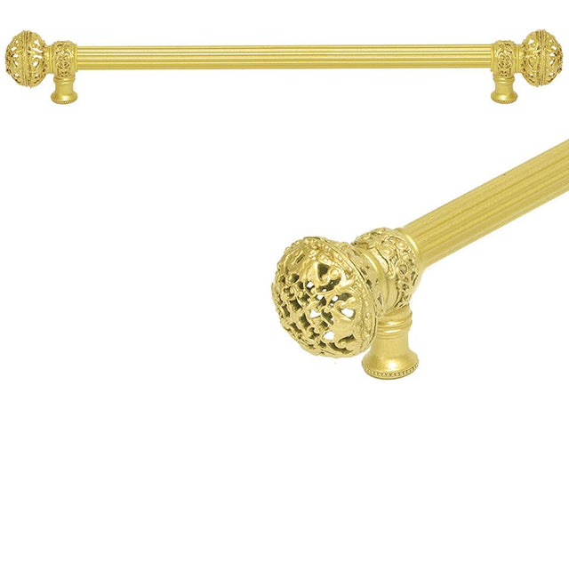 Carpe Diem Hardware - Juliane Grace 22'' O.C. Approx w/ 5/8'' Reeded Center Long Pull Large Finial - Soft Gold