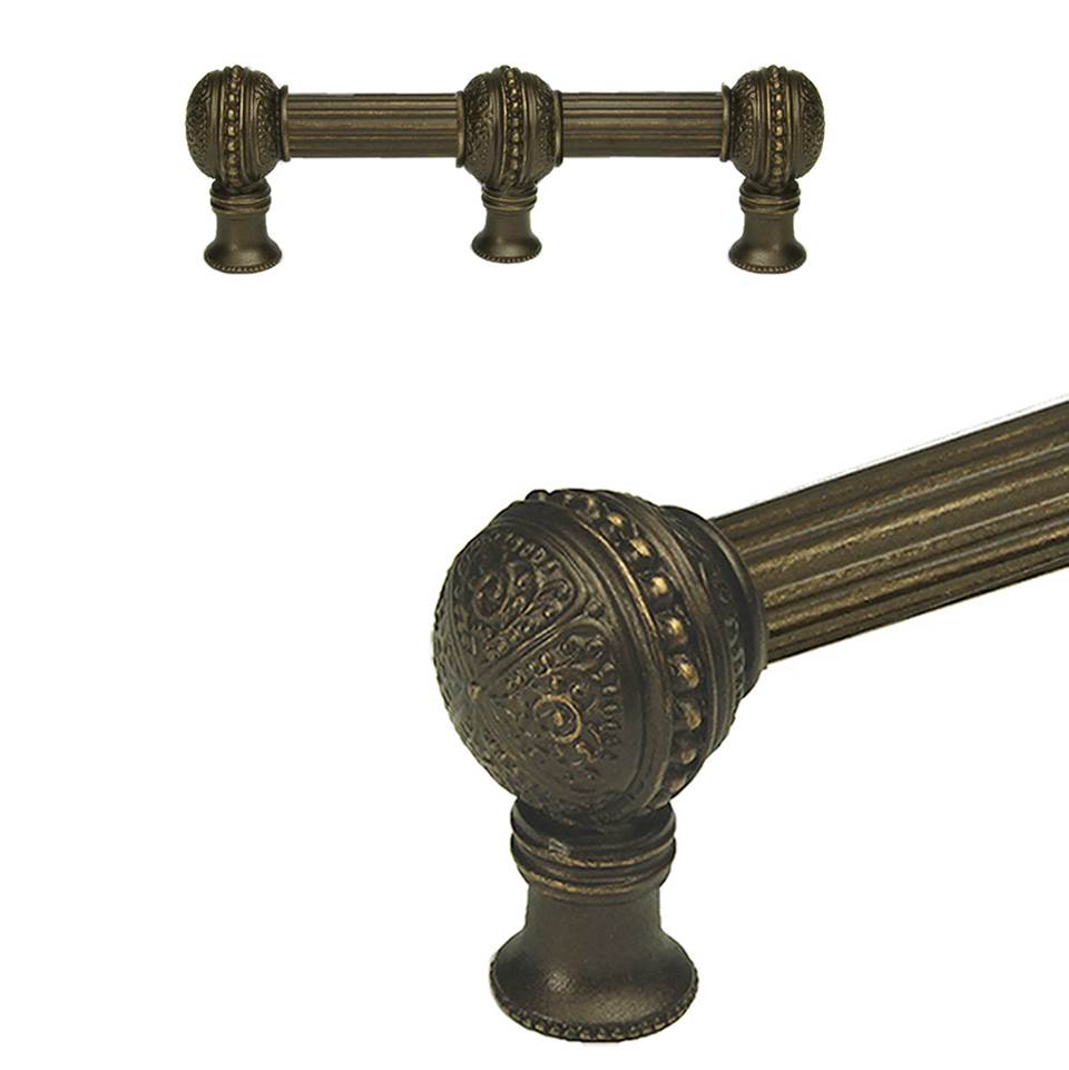 Carpe Diem Hardware - Millennium 6'' O.C. Approx W/ 5/8'' Reeded Center Long Pull W/ Center Brace - Antique Brass