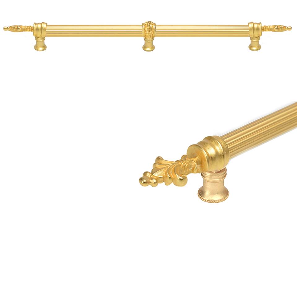 Carpe Diem Hardware - Charlemagne 22'' O.C. Approx W/ 5/8'' Reeded Center Long Pull W/ Center Brace - Gilded Mercury