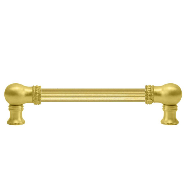 Carpe Diem Hardware - Classic 6'' O.C. Approx w/ 5/8'' Reeded Center Long Pull - Antique Brass