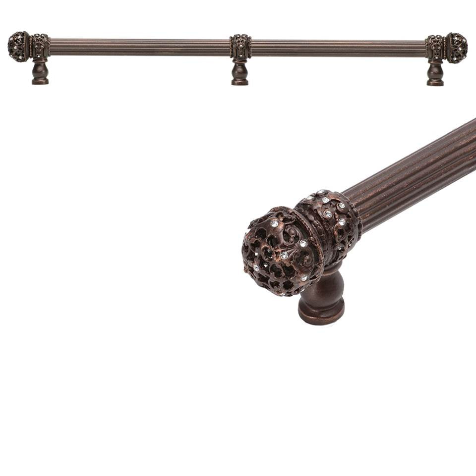 Carpe Diem Hardware - Juliane Grace 22'' O.C. Approx w/ 5/8'' Reeded Center Long Pull Small Finial w/ 61 Swarovski Crystals w/ Center Brace - Soft Gold