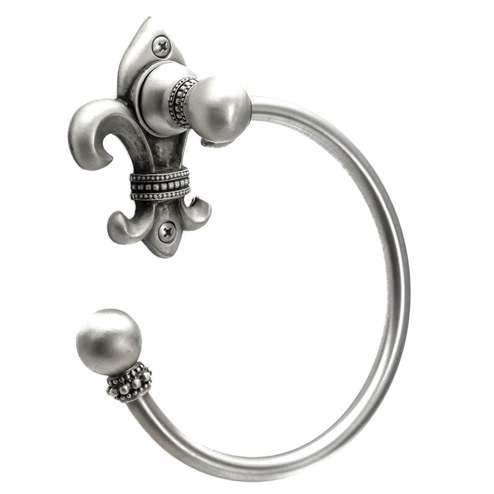 Charlemagne Swing Towel Smooth Ring Left