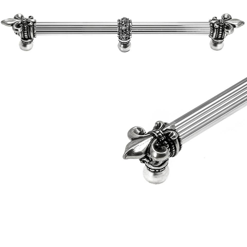 Carpe Diem Hardware - Charlemagne 18'' O.C. (Approximately) With 5/8'' Reeded Center Long Pull With Large Fleur De Lys With Center Brace - Chalice