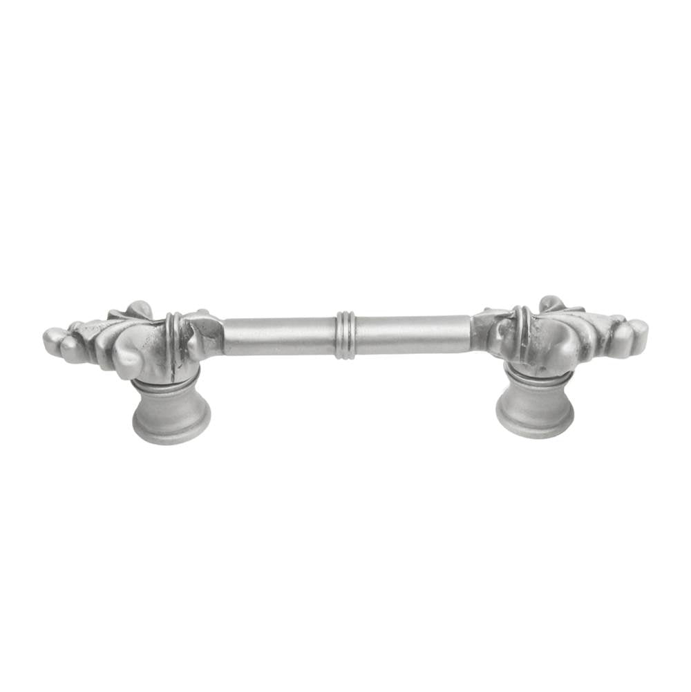 Carpe Diem Hardware - Charlemagne Classic 3'' O.C. Pull w/ Small Fleur De Lys On Ends - Platinum