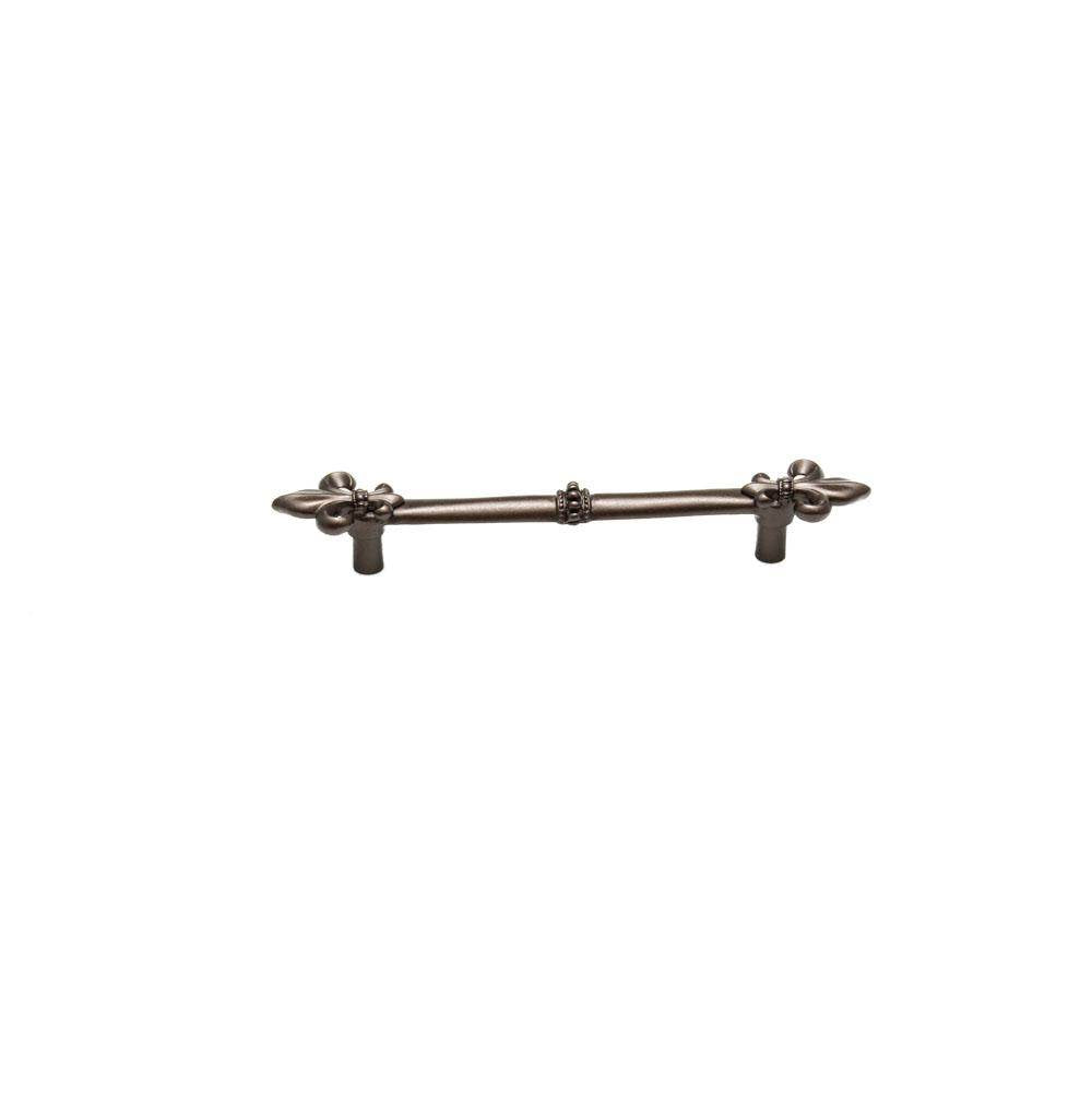 Carpe Diem Hardware - Charlemagne 5'' O.C. Pull w/ Large Fleur De Lys - Bronze