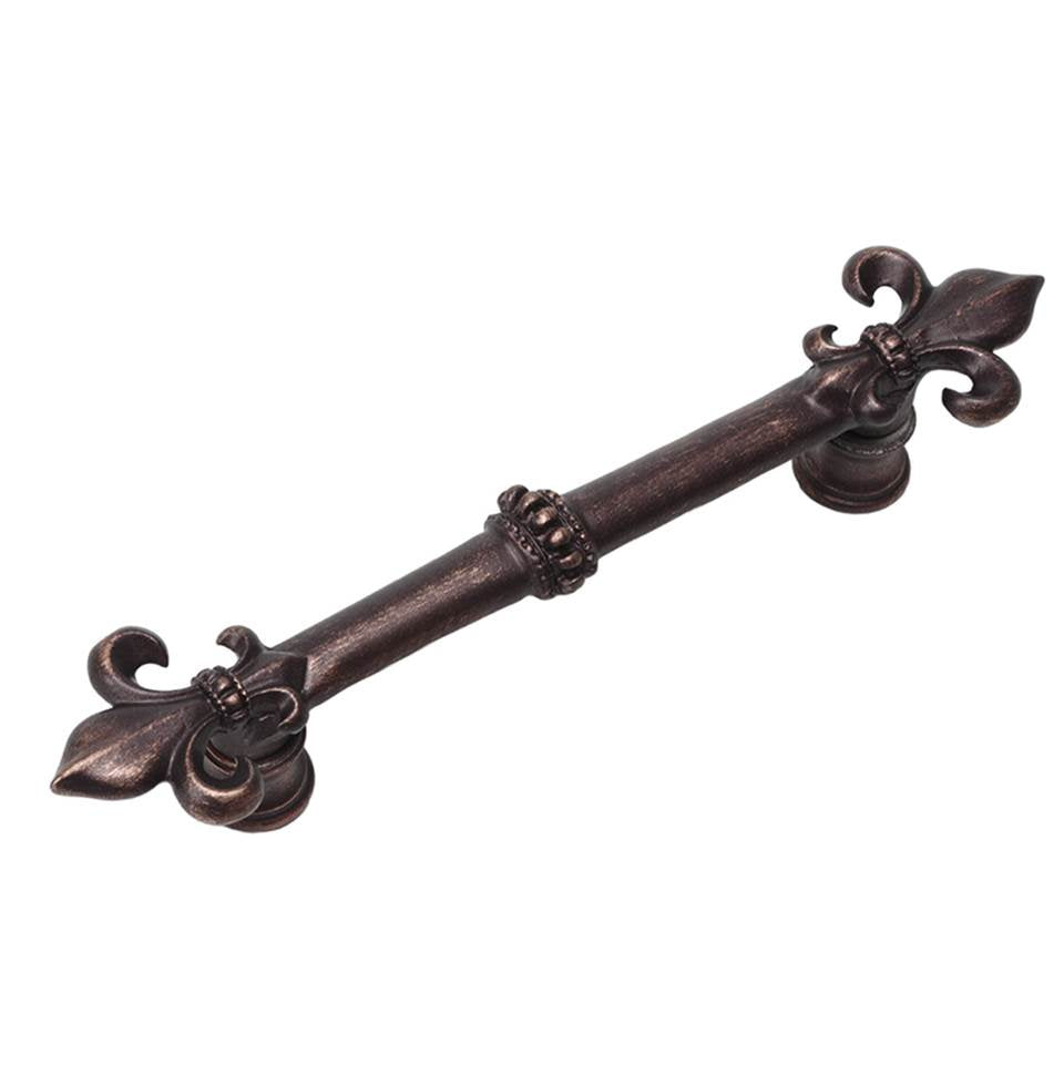 Carpe Diem Hardware - Charlemagne 5'' O.C. Pull With Large Fleur De Lys - Oil Rubbed Bronze