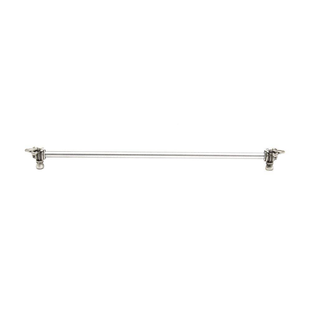 Carpe Diem Hardware - Charlemagne 18'' O.C. Approx w/ 1/2'' Smooth Center Long Pull w/ Large Fleur De Lys - Chalice