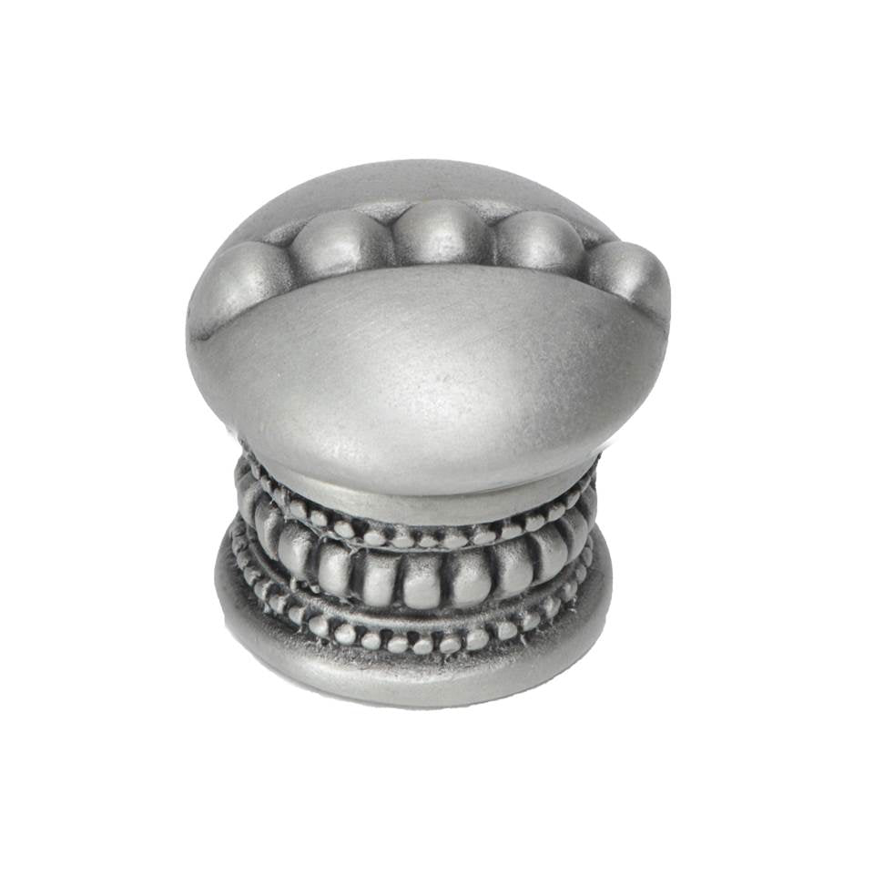 Carpe Diem Hardware - Beaded Round Knob W/ Beaded Center And Beaded Treatment On Bottom - Satin